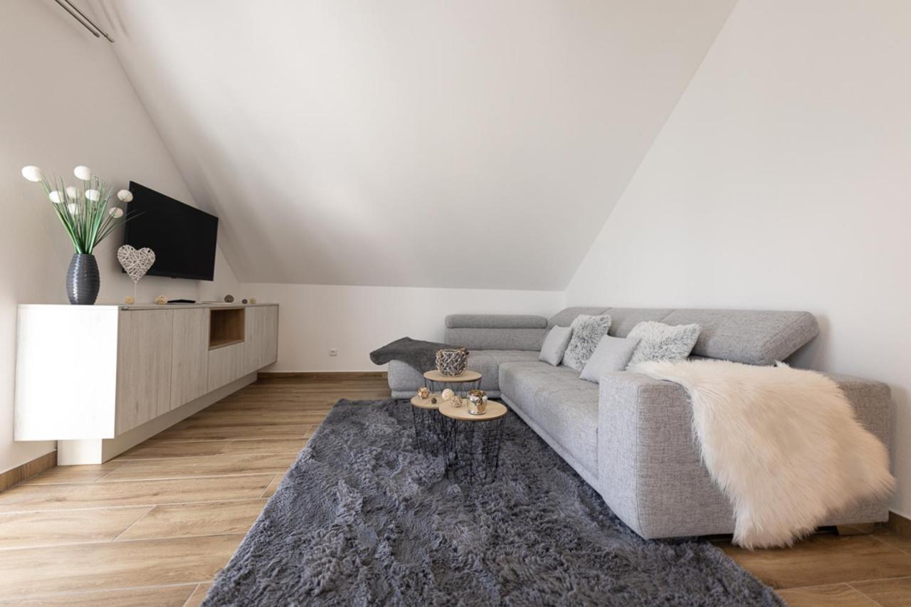 Landhofmuehle Apartment Eltendorf Bagian luar foto